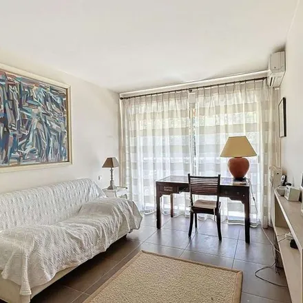 Image 4 - 33 Traverse de la Tour, 06400 Cannes, France - Apartment for rent