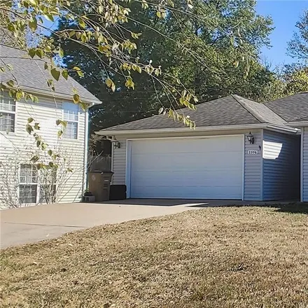 Buy this 3 bed house on 2344 Cheetah in Cape Girardeau, MO 63701