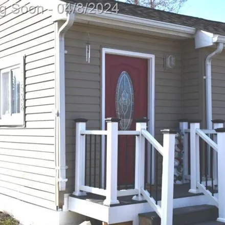 Buy this 1 bed house on 35428 Grant Street in Romulus, MI 48174