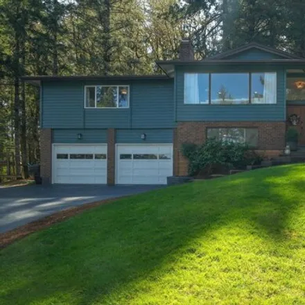 Buy this 5 bed house on 5802 Northwest Fair Oaks Place in Corvallis, OR 97330