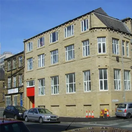 Image 1 - Paradise Street, Bradford, BD1 2HR, United Kingdom - Room for rent