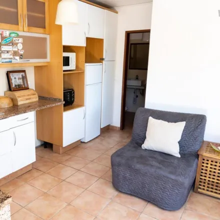Image 3 - unnamed road, 2825-408 Costa da Caparica, Portugal - Apartment for rent