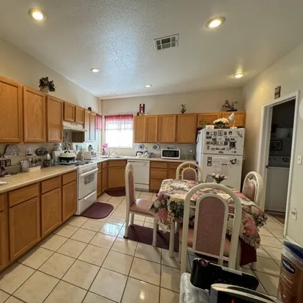 Image 9 - 5177 Granite Street, Las Cruces, NM 88012, USA - House for sale