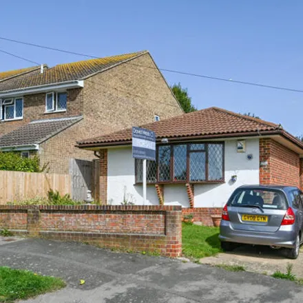 Buy this 3 bed house on Glynn Road West in Peacehaven, BN10 7SL