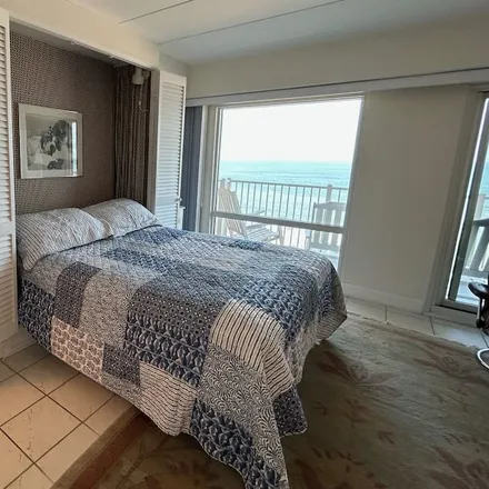 Rent this studio condo on Rehoboth Beach