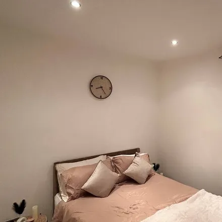 Rent this 2 bed apartment on Peterborough in PE2 8AX, United Kingdom