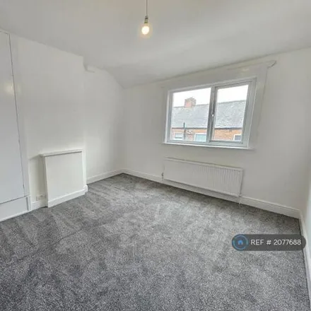 Image 7 - Clevedon Street, Manchester, M9 5PA, United Kingdom - Townhouse for rent