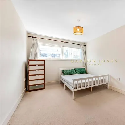 Image 9 - Warwick Building, 366 Queenstown Road, London, SW11 8PP, United Kingdom - Apartment for rent