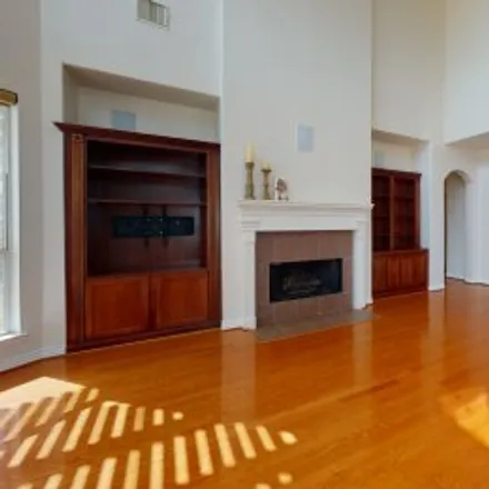 Buy this 5 bed apartment on 11402 Island Manor Street in Island Manor, Pearland