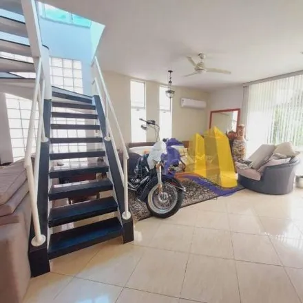 Rent this 6 bed house on Avenida Dezenove de Maio in Centro, Bertioga - SP