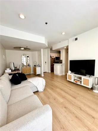 Buy this 1 bed condo on 551 North Crystal Court in Long Beach, CA 90802