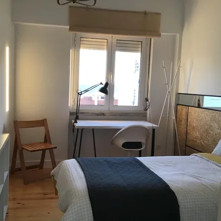 Rent this 3 bed room on Rua Conselheiro Martins de Carvalho 11 in 1400-191 Lisbon, Portugal