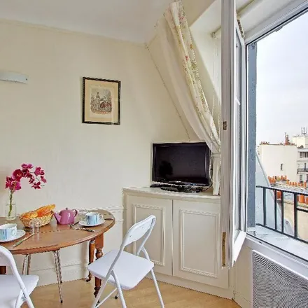Image 7 - 29 Rue Tronchet, 75008 Paris, France - Apartment for rent