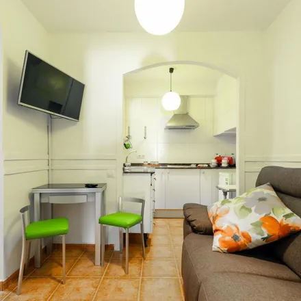 Rent this 2 bed apartment on Carrer del Doctor Coll in 08001 Barcelona, Spain