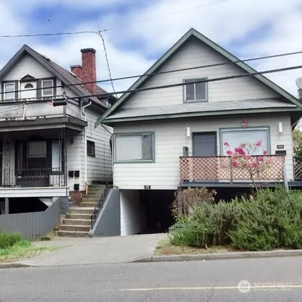 Buy this studio house on 516 East Denny Way in Seattle, WA 98122