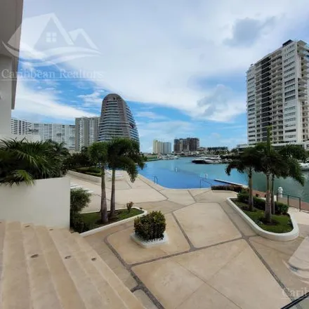 Rent this 3 bed apartment on Avenida Puerto Cancun Sur in 77059 Cancún, ROO