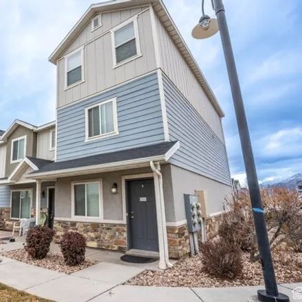 Buy this 6 bed house on 758 E 125 N in Utah, 84059