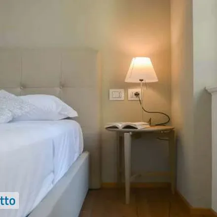 Image 3 - Via Santa Maria Fulcorina 19, 20123 Milan MI, Italy - Apartment for rent