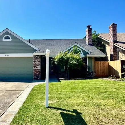 Buy this 3 bed house on 2717 Merle Avenue in Modesto, CA 95355