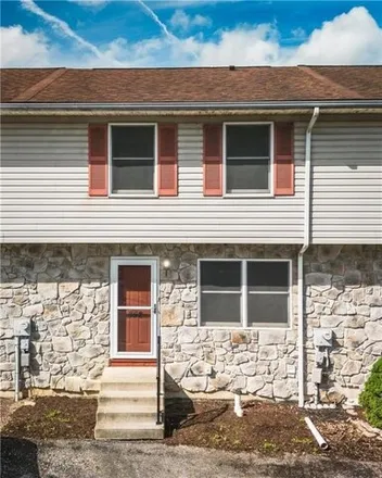Buy this 3 bed townhouse on 764 Williams Avenue in Walnutport, Northampton County