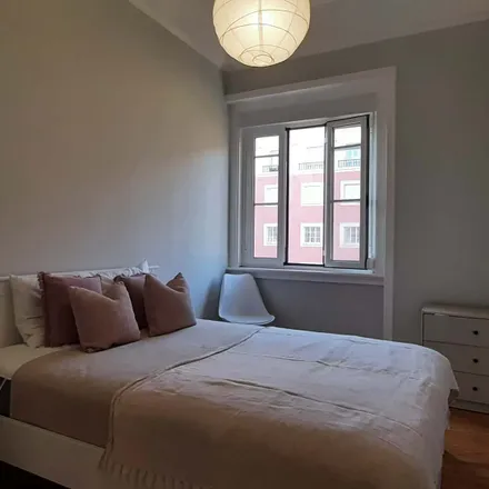 Rent this 5 bed room on Avenida António Augusto Aguiar 78 in 1050-018 Lisbon, Portugal