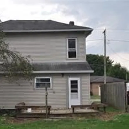 Image 4 - 13 North Basin Street, Frazeysburg, Muskingum County, OH 43822, USA - House for sale