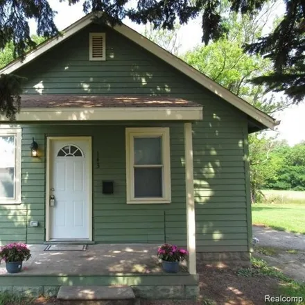 Buy this 3 bed house on Jessie Street in Pontiac, MI 48342