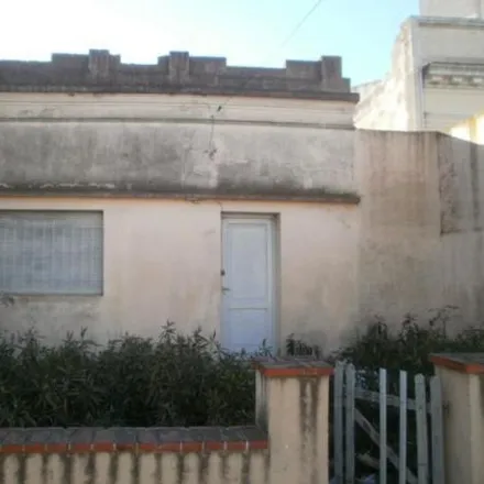 Buy this 2 bed house on Calle 46 1134 in Partido de La Plata, 1900 La Plata