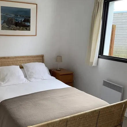 Rent this 2 bed apartment on Le Conquet in Rue Pasteur, 29217 Le Conquet