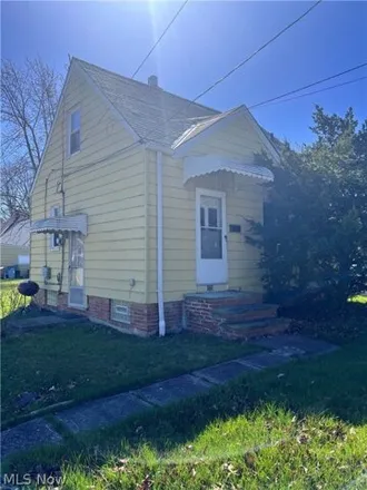 Buy this 2 bed house on 435 E 250th St in Euclid, Ohio
