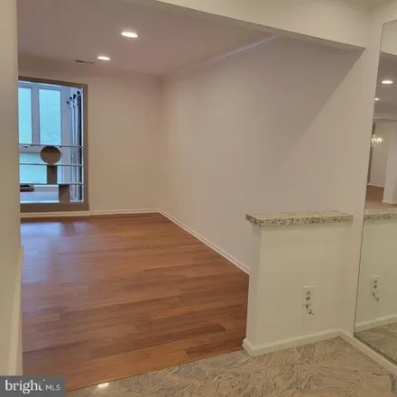 Image 7 - Kings Riding Way, North Bethesda, MD 20852, USA - Apartment for rent