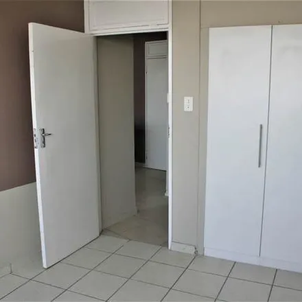 Image 1 - Ponte Tower, Lily Avenue, Berea, Johannesburg, 2001, South Africa - Apartment for rent