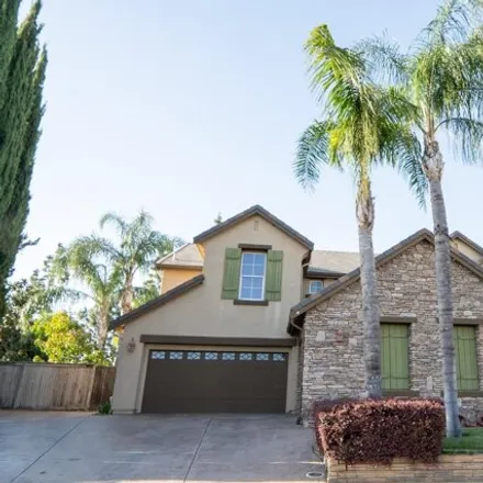 Buy this 5 bed house on Maple Creek Drive in Roseville, CA 95765