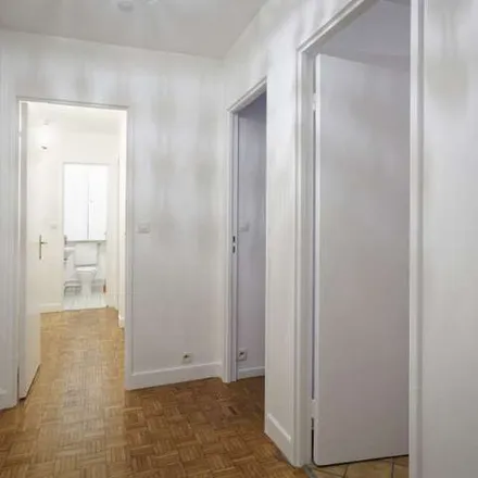 Image 3 - 67 bis Rue de la Chapelle, 75018 Paris, France - Apartment for rent