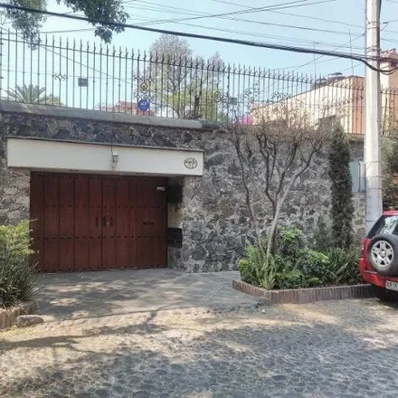 Buy this 3 bed house on Calle Salvador Novo in Barrio de Santa Catarina, 04010 Santa Fe