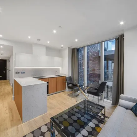 Rent this 1 bed apartment on 515 Commercial Road in Ratcliffe, London