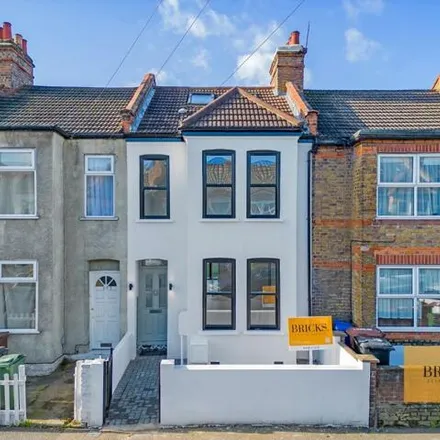 Buy this 5 bed townhouse on 179 Fulbourne Road in London, E17 4EG