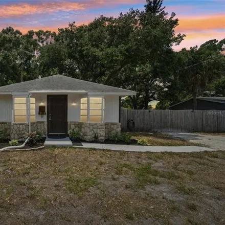Buy this 2 bed house on 1099 11th Avenue West in Palmetto, FL 34221