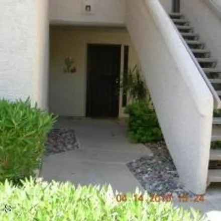 Rent this 2 bed condo on 9445 North 94th Place in Scottsdale, AZ 85258