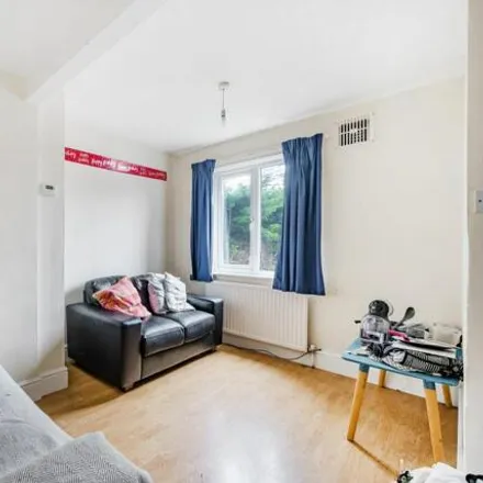 Image 2 - Drayton Street, Stanmore Lane, Winchester, SO22 4DP, United Kingdom - Duplex for sale