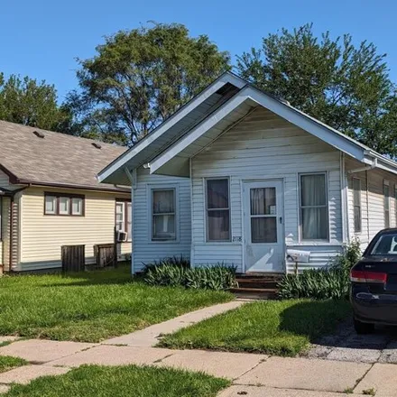 Buy this 3 bed house on 2144 Avenue E in Council Bluffs, IA 51501