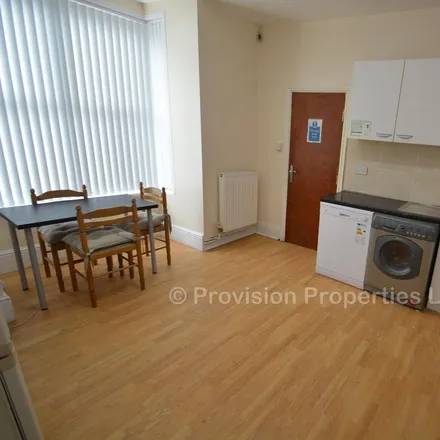 Image 7 - 36 Ebor Place, Leeds, LS6 1NR, United Kingdom - Townhouse for rent