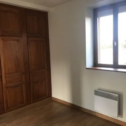 Rent this 1 bed apartment on Provins in Seine-et-Marne, France