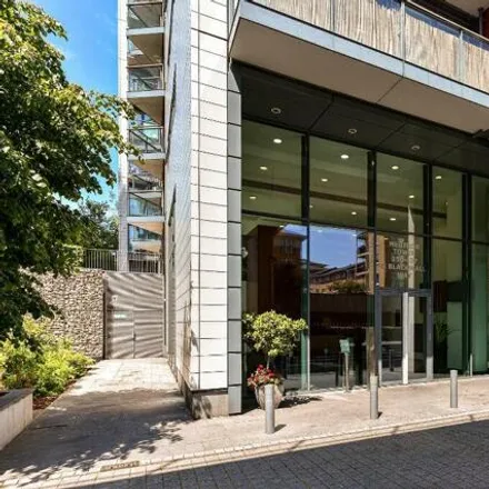 Buy this 1 bed apartment on Neutron Tower in 6 Blackwall Way, London