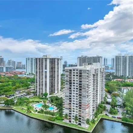 Buy this 3 bed condo on 18181 Northeast 31st Court in Aventura, FL 33160