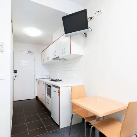 Image 4 - St Francis Medical Centre, Holmes Street, Brunswick East VIC 3057, Australia - Apartment for rent