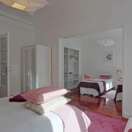 Image 3 - Cidade Room Lisboa, Rua Cidade de Liverpool 17 - 3° - Direito, 1170-097 Lisbon, Portugal - Apartment for rent