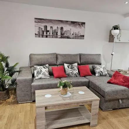 Rent this 2 bed apartment on Col·legi d'Educació Infantil i Primària Vivers in Carrer de Jaca, 46010 Valencia