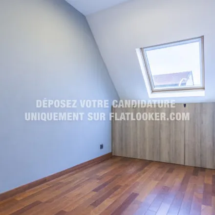 Rent this 3 bed apartment on 85 Avenue du Général de Gaulle in 94170 Le Perreux-sur-Marne, France