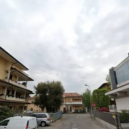 Rent this 3 bed apartment on Unieuro Meda in Via Luigi Rho 70/72, 20821 Meda MB